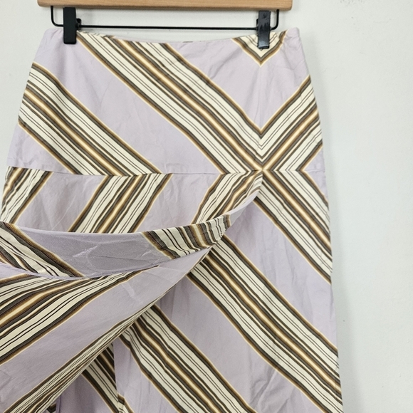 Carolina Herrera faux wrap side zipper skirt size 8 No care/fabric tag - Picture 4 of 7